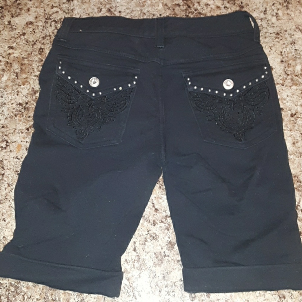 Shorts - Picture 2 of 2